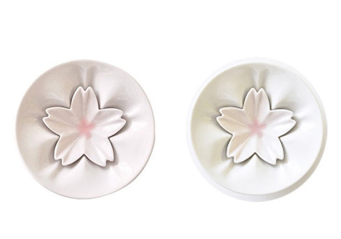 Porcelain dish，tableware，ceramics，cherry blossoms，Seasoning，