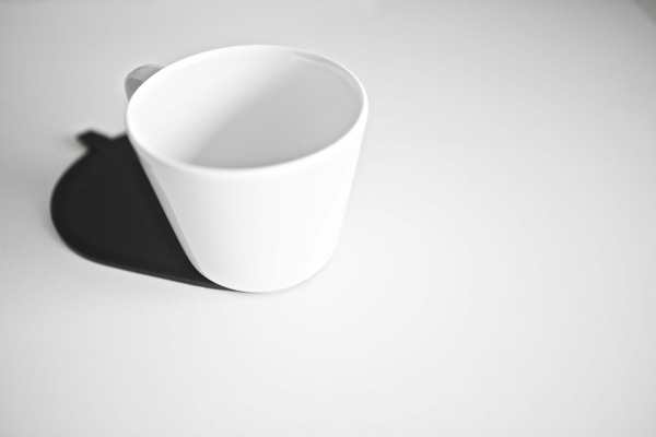 tableware，knife，spoon，Coaster，Water cup，cup，bowl，