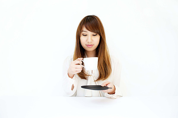 tableware，knife，spoon，Coaster，Water cup，cup，bowl，