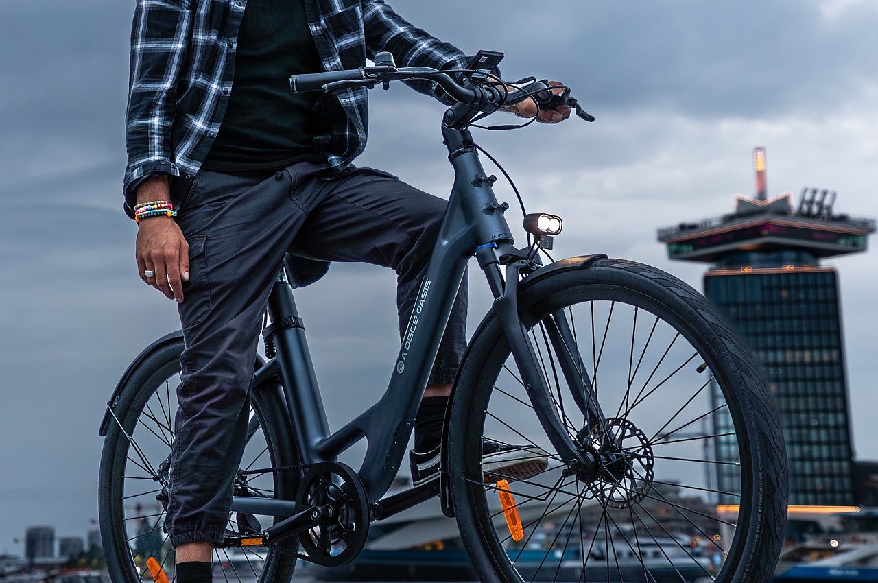 Bicycle，vehicle，Electric bicycle，