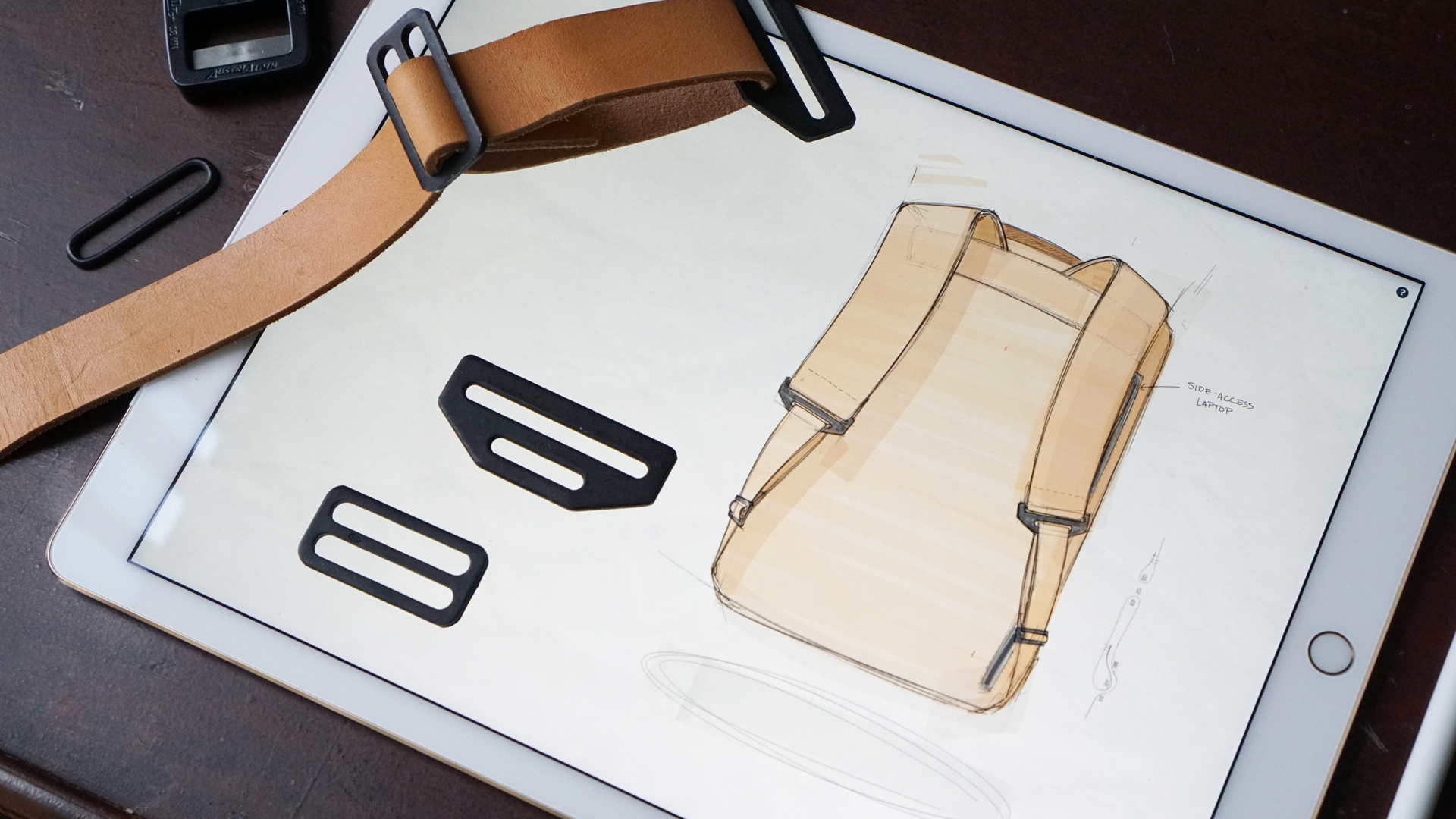 Roll-front，knapsack，genuine leather，brown，