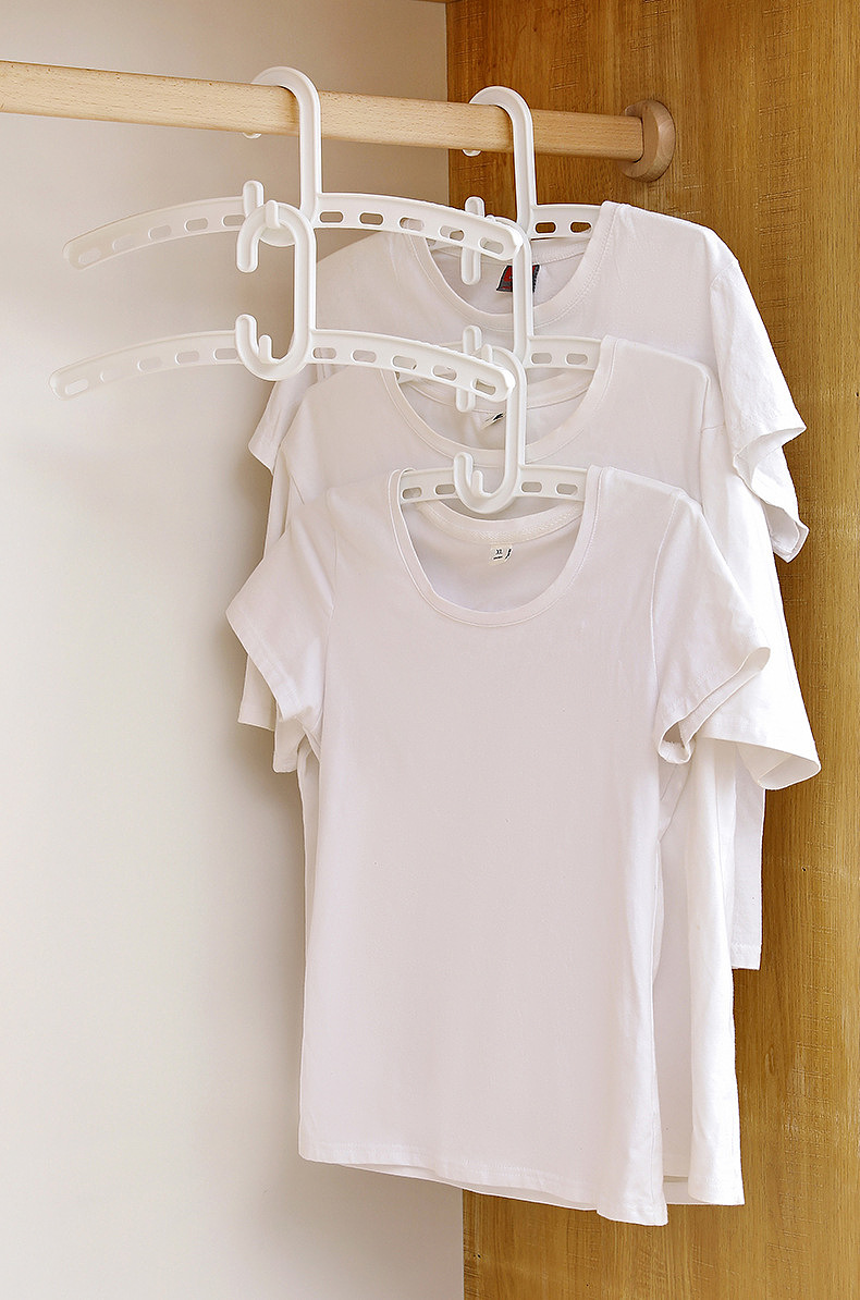 Home department store，Sock clip，coat hanger，multi-function，multi-storey，Receive，Color contrast，arrangement，