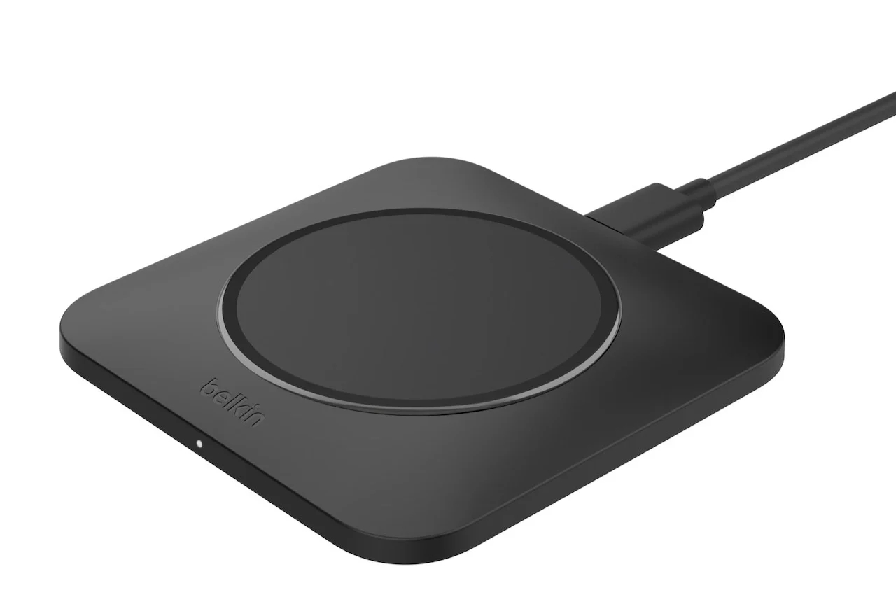 Belkin，wireless charger ，Digital accessories，electronic product，