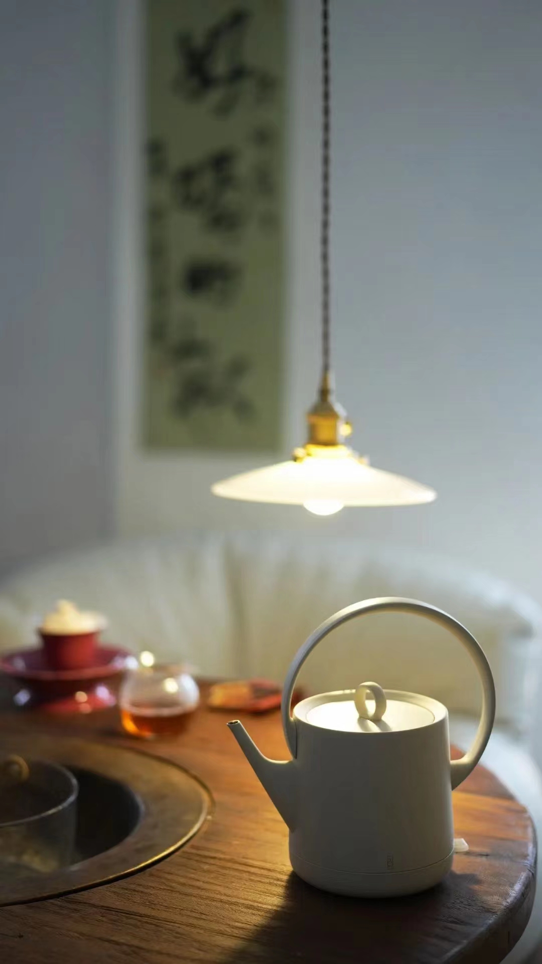 Into a tea appliance，Jingyue Beiliang Pot，small home appliances，product design，Beam lifting kettle，Minimalist design ，tea culture，Household products，