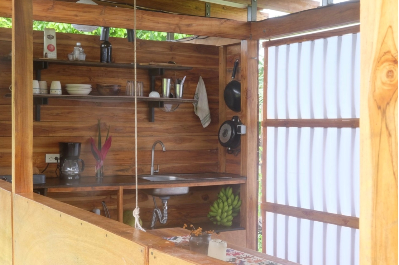 Campervan，hut，nature，teak，