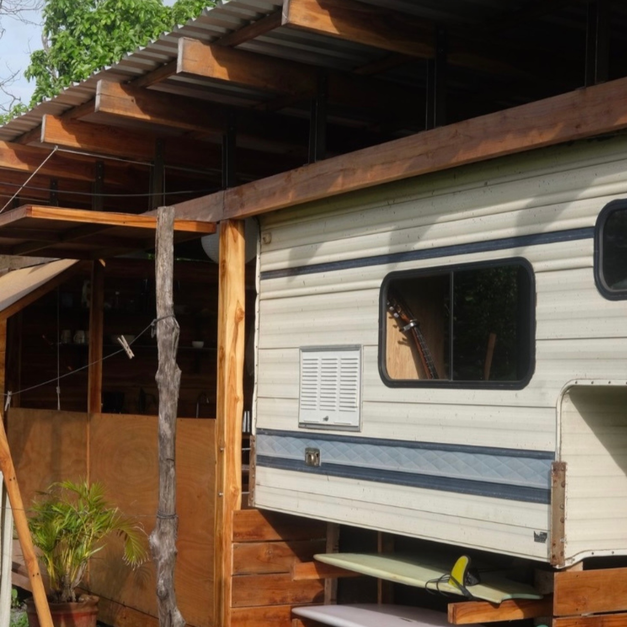 Campervan，hut，nature，teak，