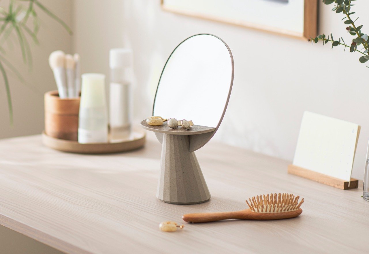 Minimalism，mirror，Aesthetic feeling，Ornaments，