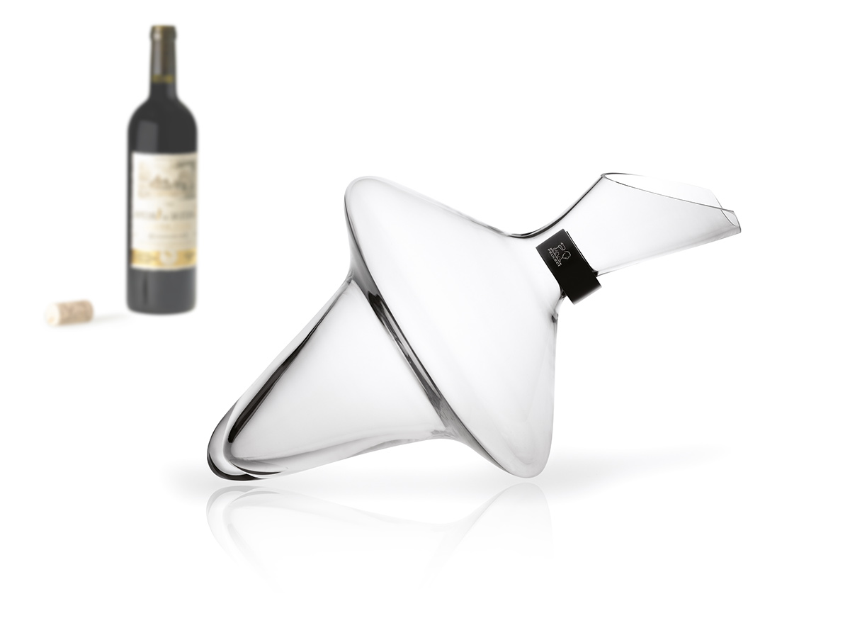 decanter，red wine，product design，industrial design，tableware，