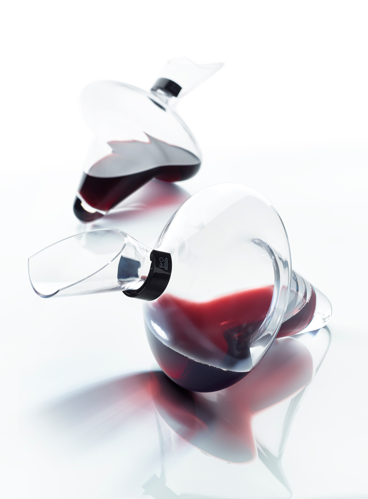 decanter，red wine，product design，industrial design，tableware，
