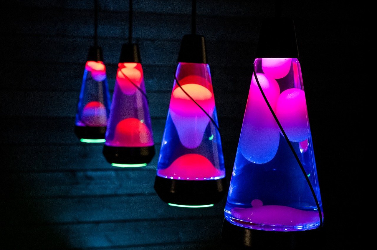 Lava lamp，Retro，App control，a chandelier，