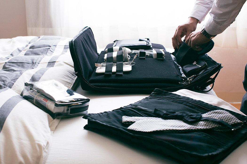 outdoors，Travel，package，Receive，multi-function，arrangement，