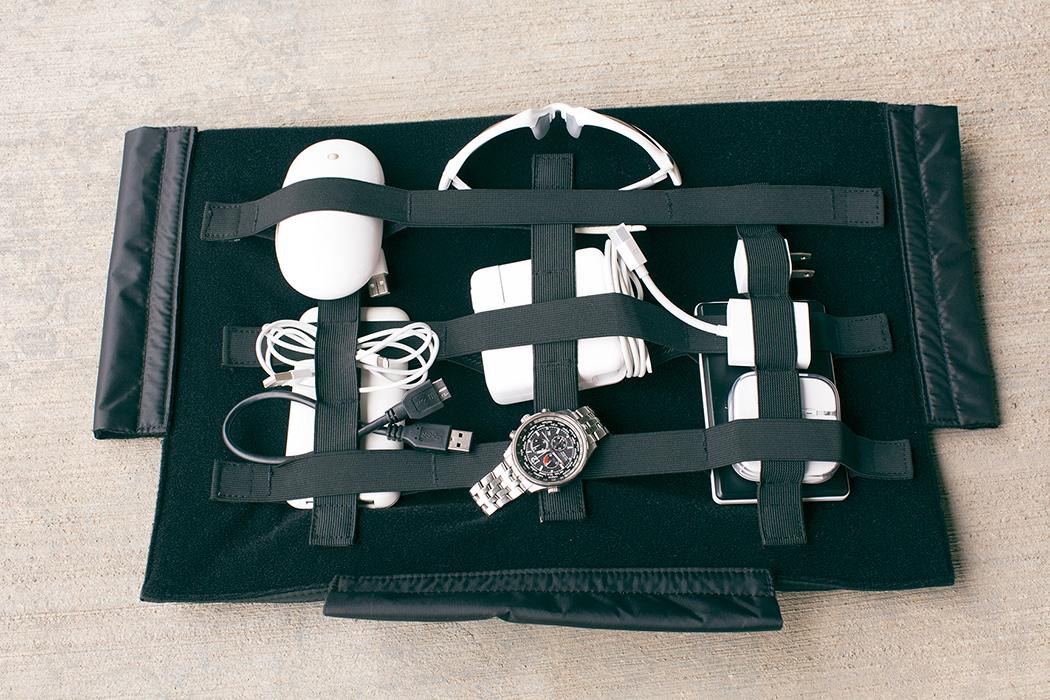 outdoors，Travel，package，Receive，multi-function，arrangement，