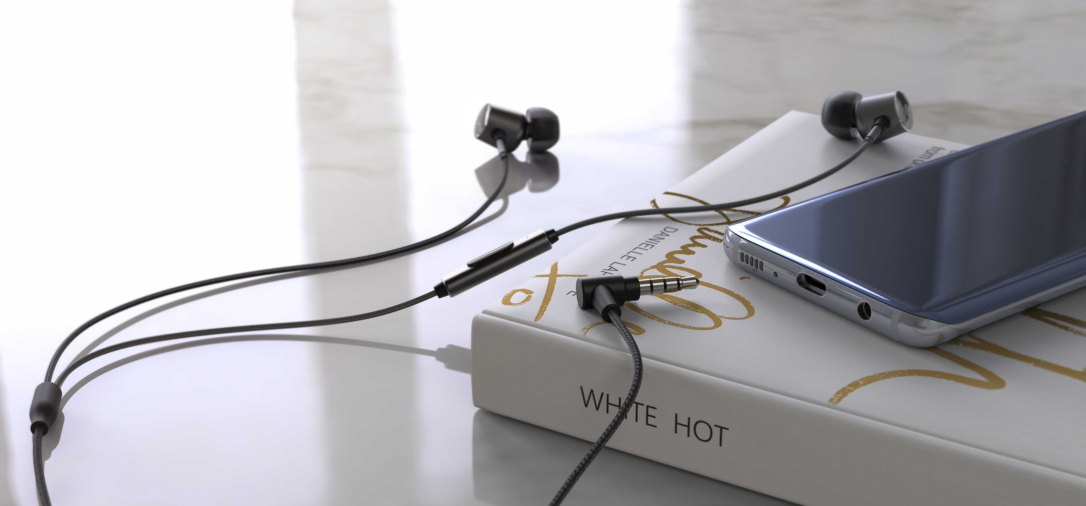 industrial design，product design，Product rendering，headset，