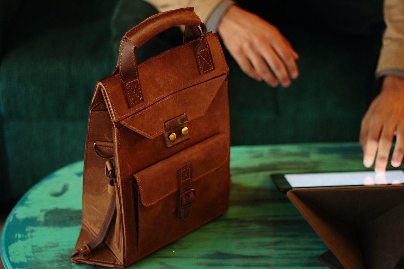 Leather design，