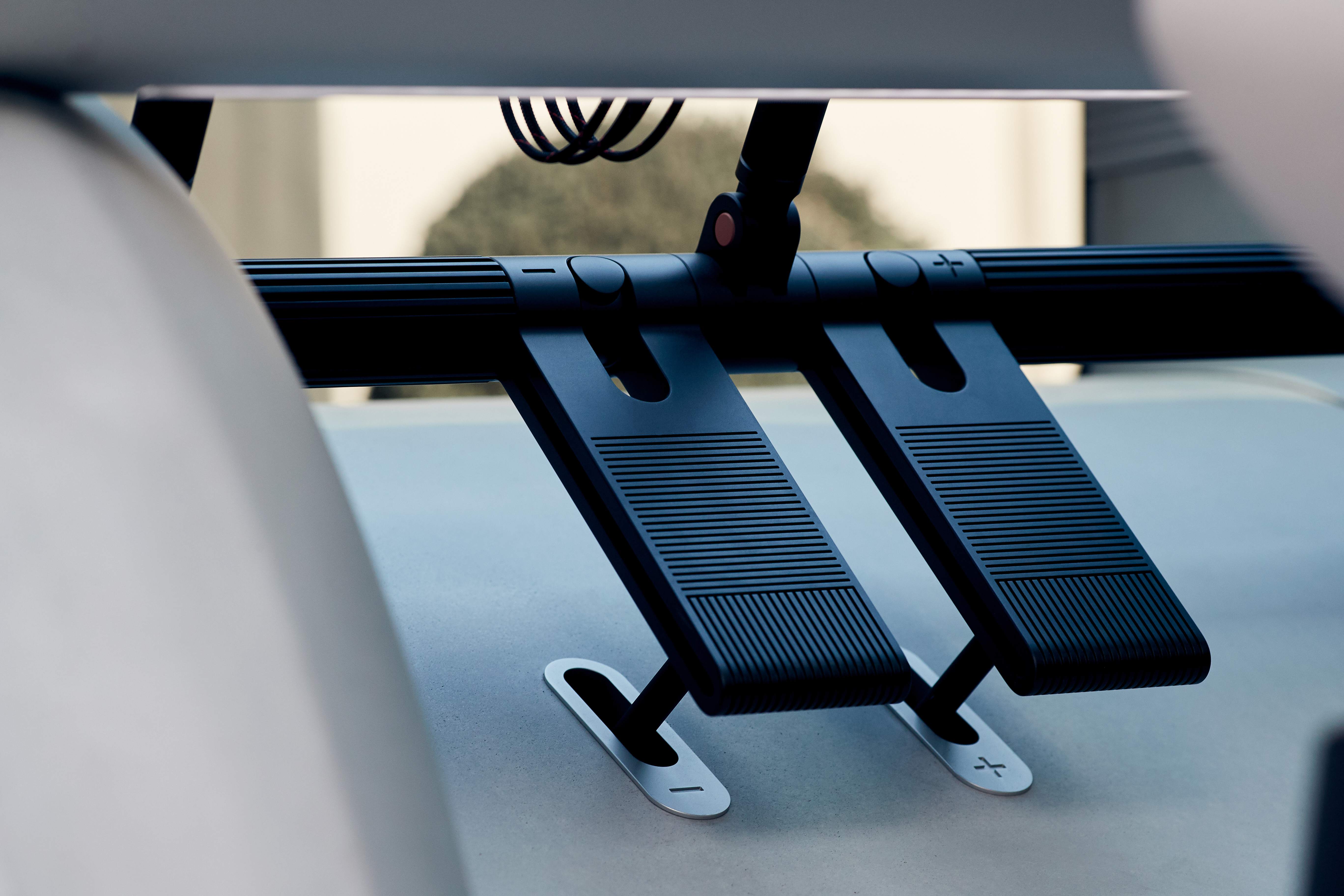 suv，automobile，electric vehicle，practicability，