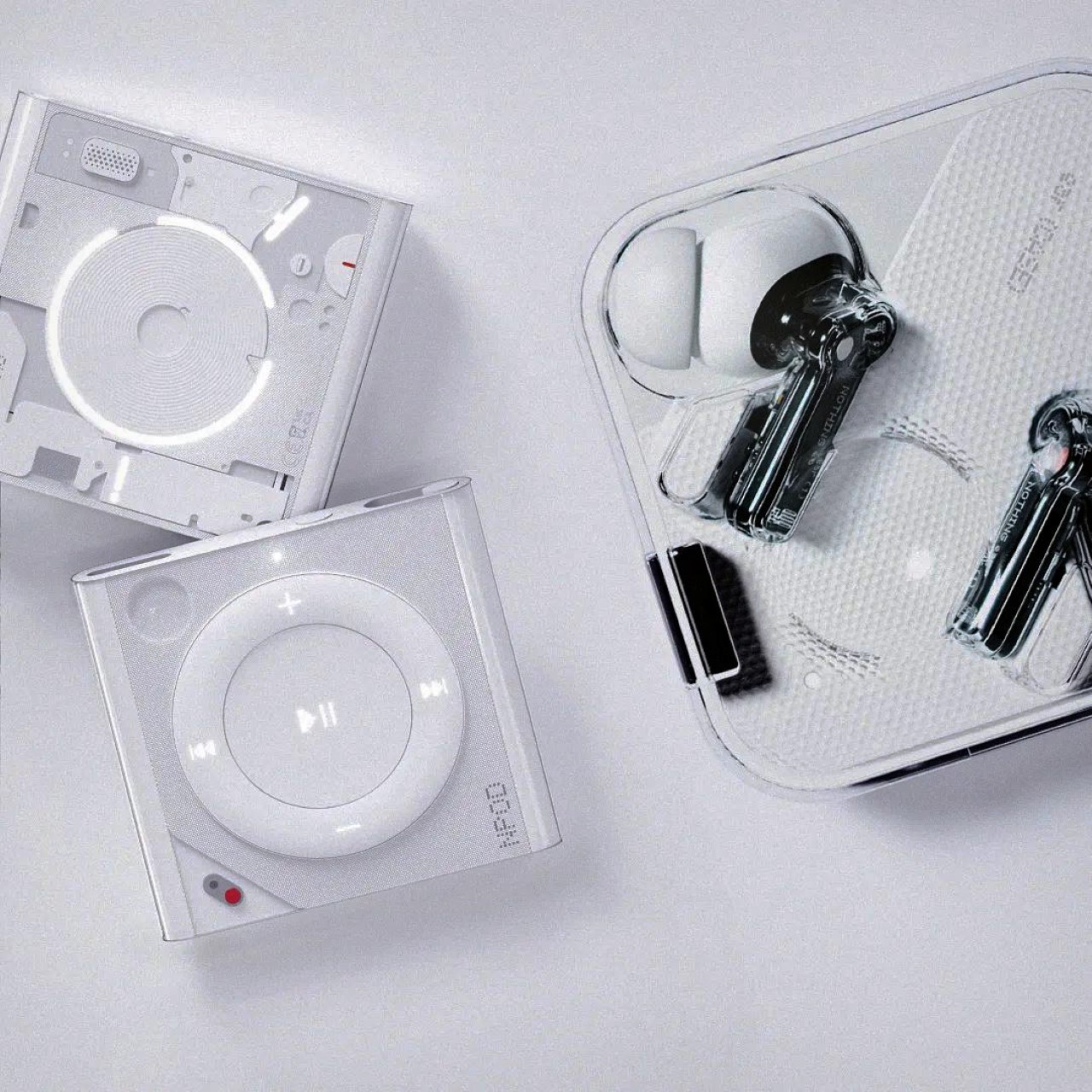 music player ，Simplicity，white，esthetics，