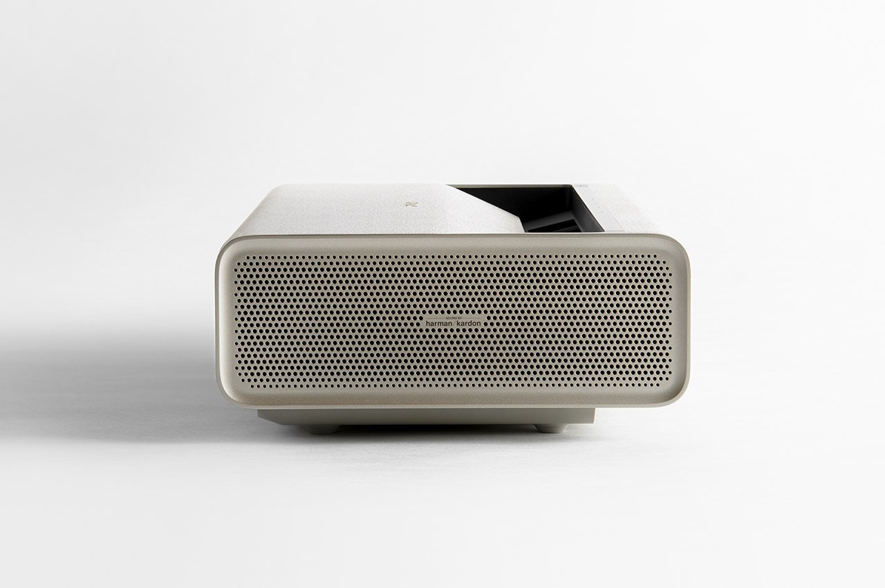 Projector，product design，industrial design，layer，design，Mira，