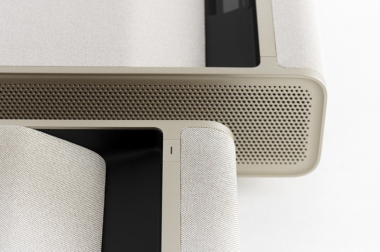 Projector，product design，industrial design，layer，design，Mira，