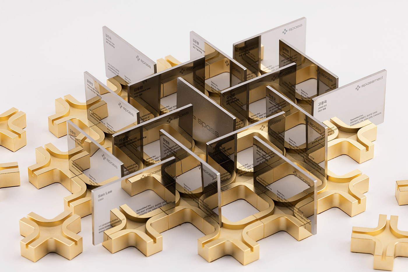 Member，business card rack，mirror，exhibition booth，