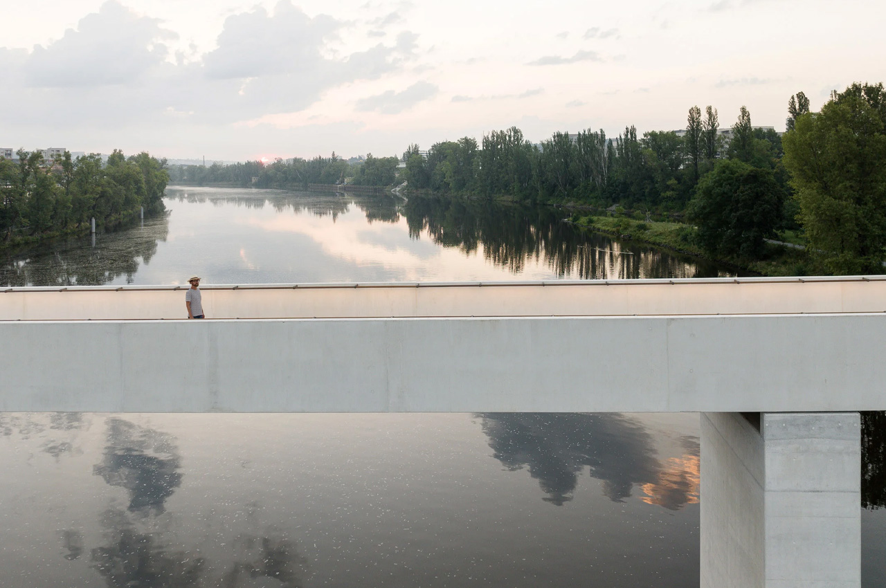 Minimalism，concrete，bridge，
