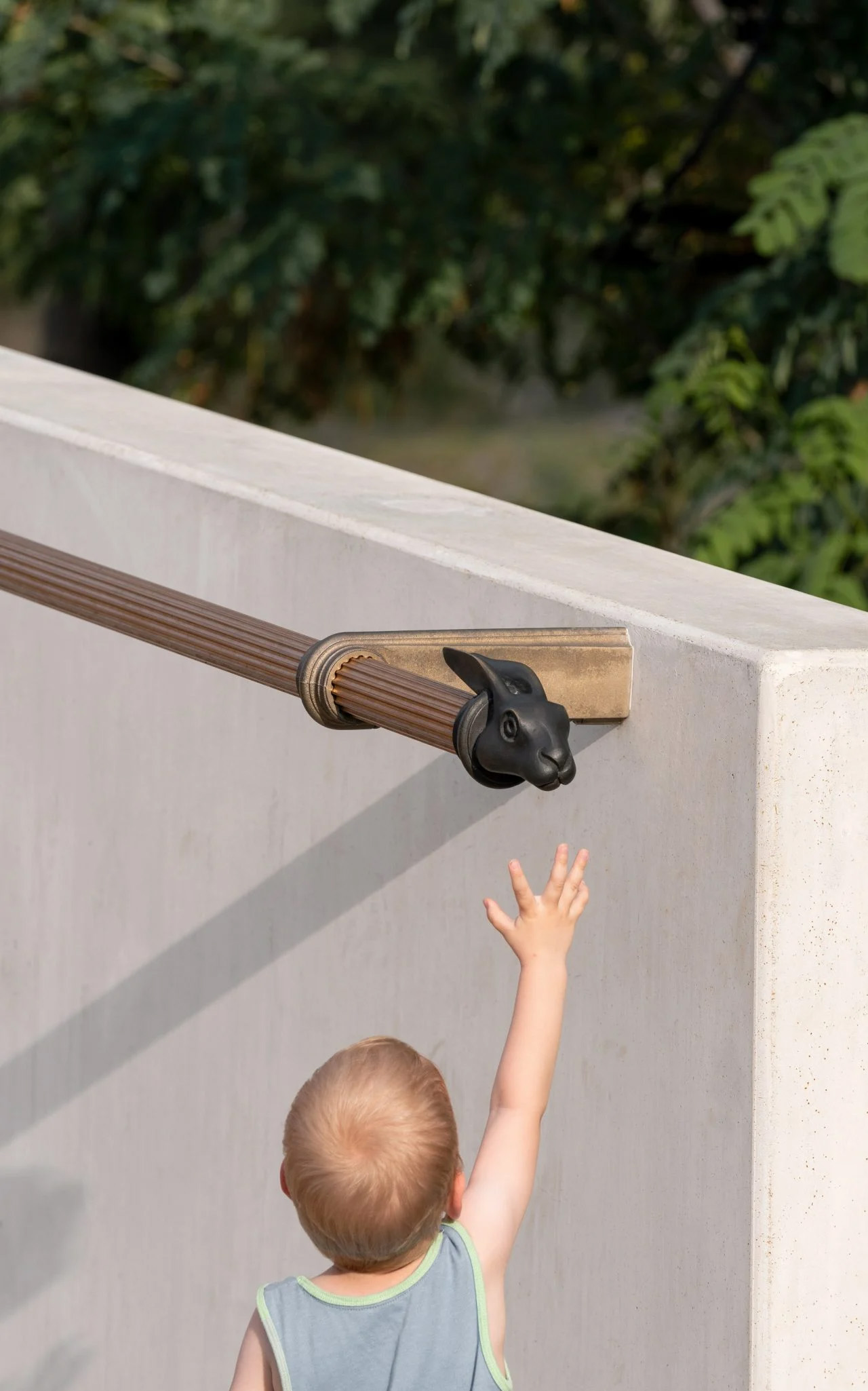 Minimalism，concrete，bridge，
