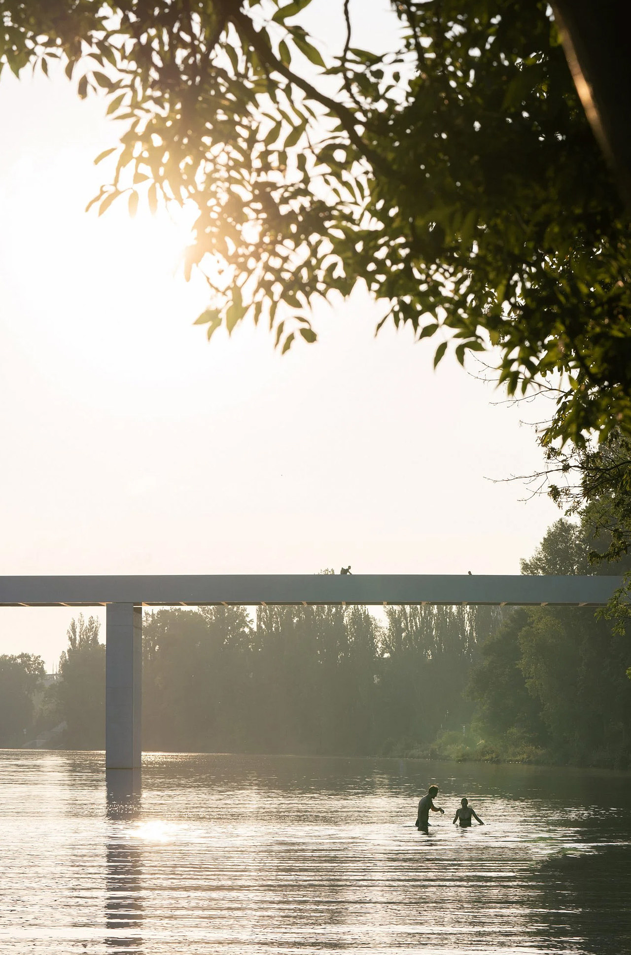 Minimalism，concrete，bridge，