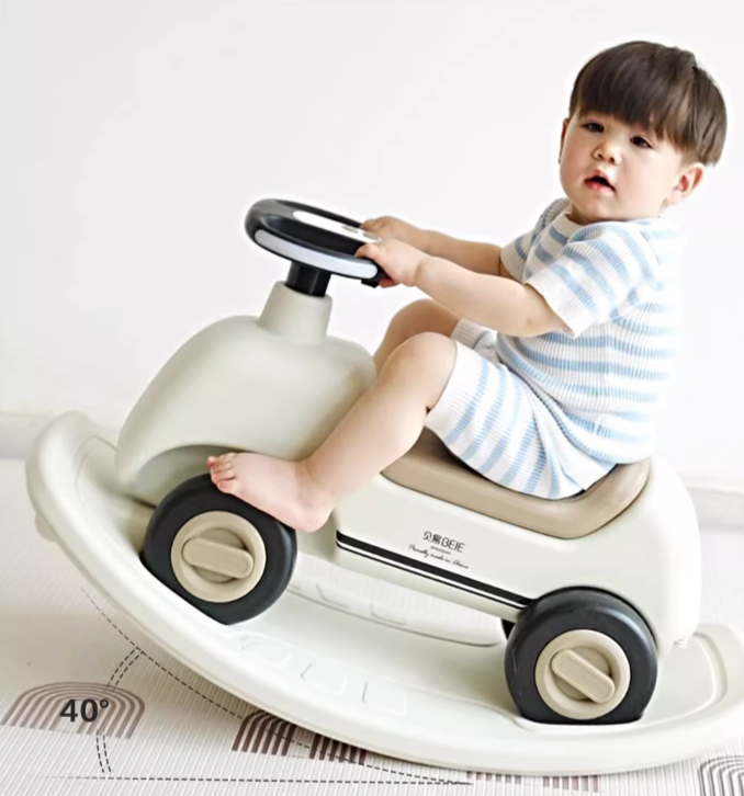 rocking horse，automobile，trailer，