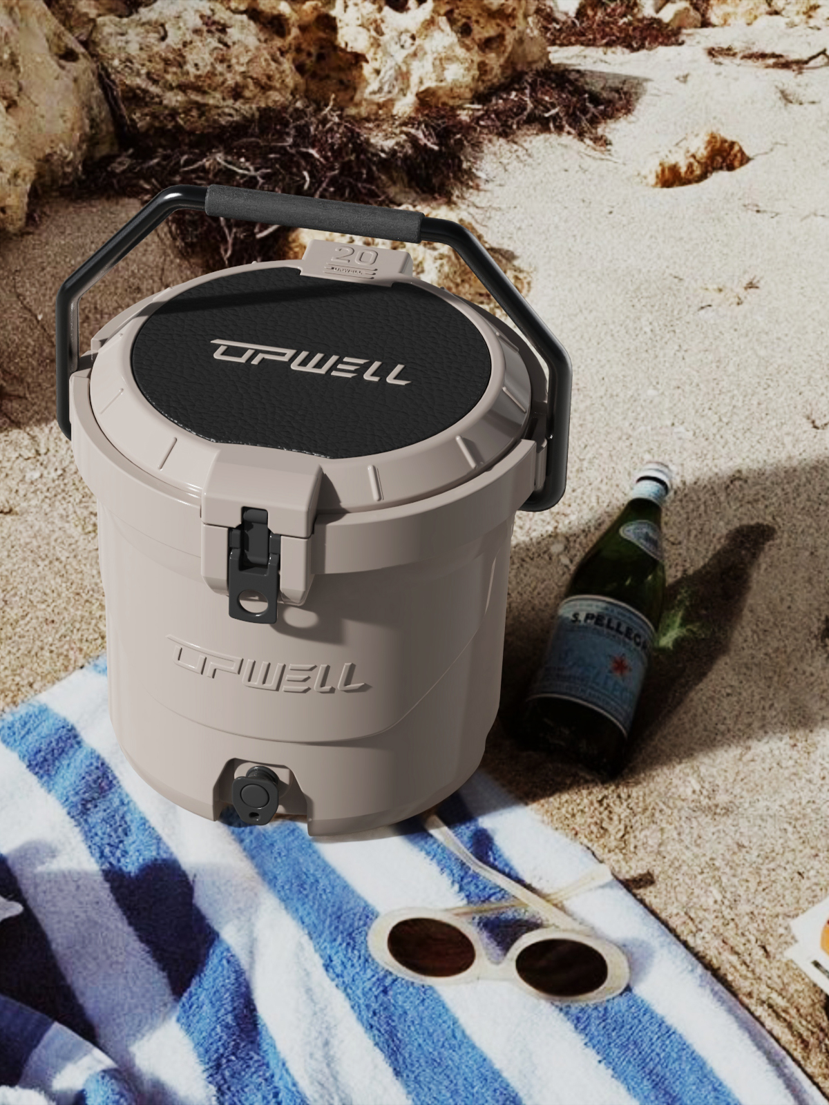 Outdoor supplies，Sports products，Ice bucket，Surfing Accessories，Good things in summer，sandy beach，Travel，Self driving，