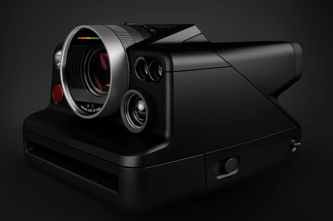 Polaroid I-2，Polaroid，camera，electronic product，