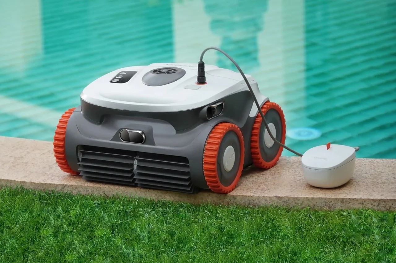 BlueNexus，underwater vacuum robot，Cleaning robot，artificial intelligence，