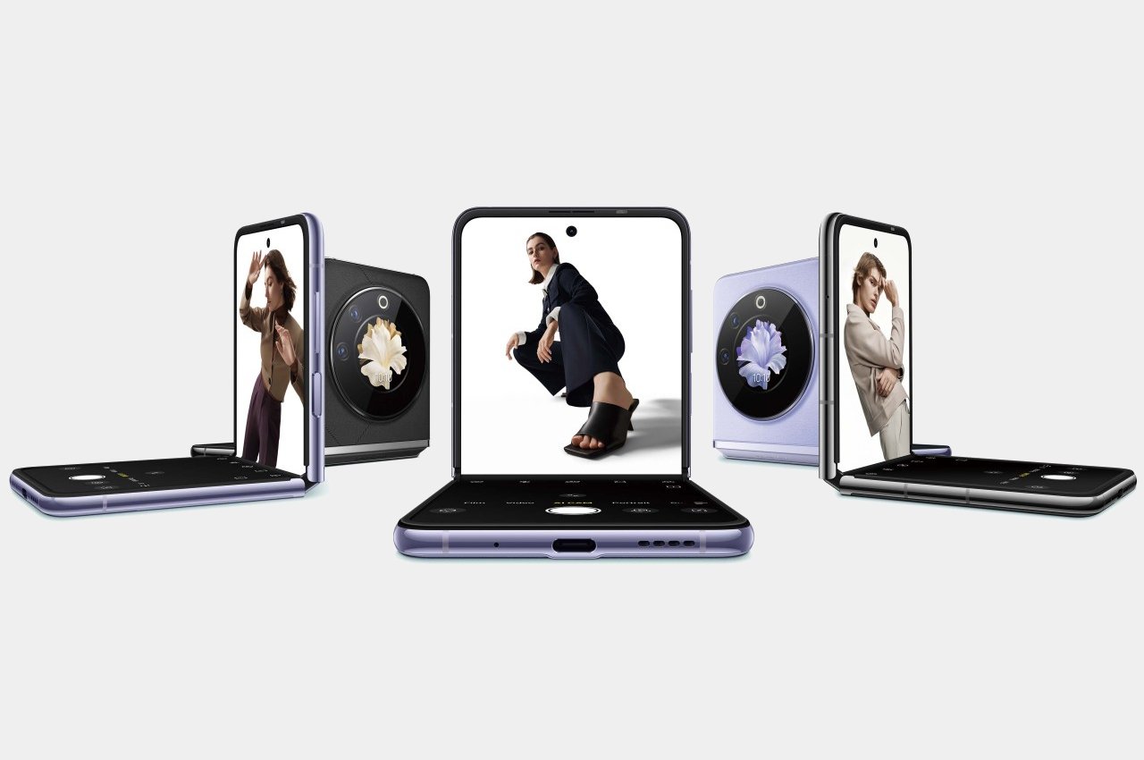 mobile phone，industrial design，product design，Design，Intelligent mobile phone，Foldable，