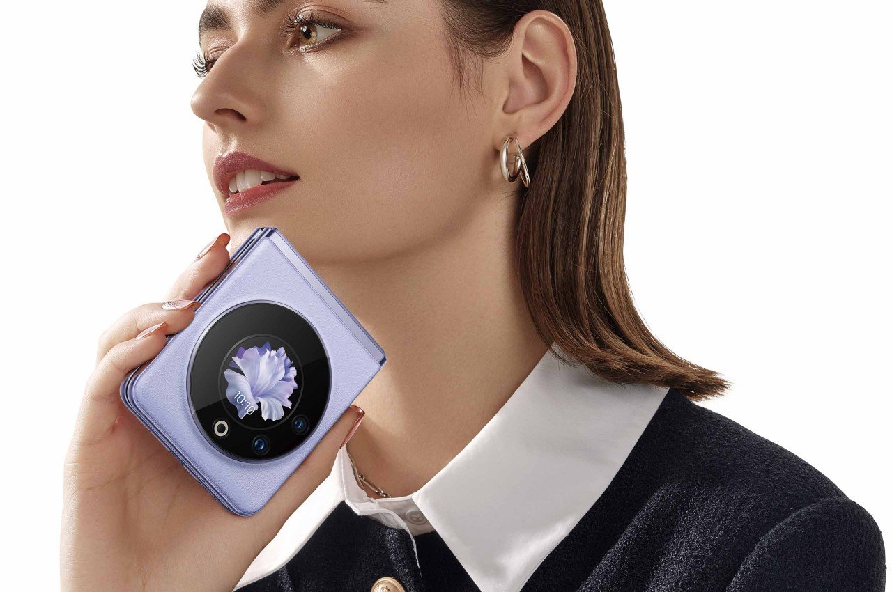 mobile phone，industrial design，product design，Design，Intelligent mobile phone，Foldable，