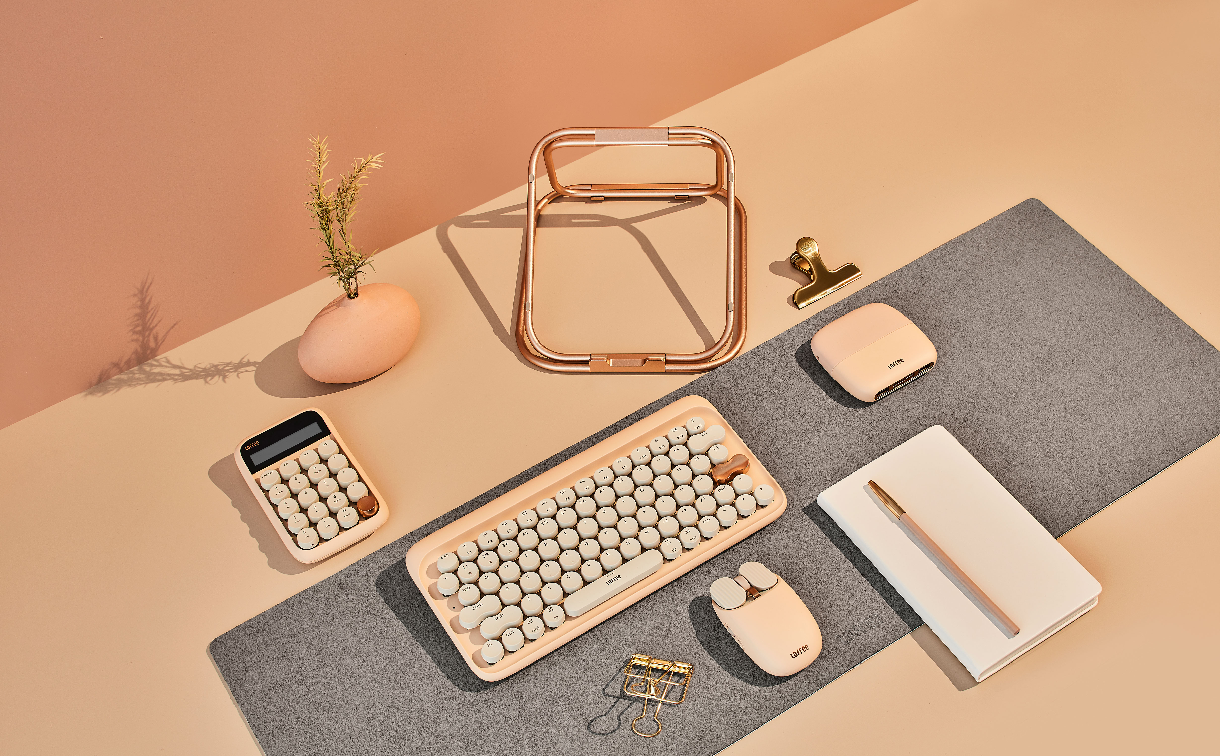 product design，Office products，Lofree Lofi，LOFI，Dot Keyboard，Mechanical keyboard，Atmosphere sense，Bloom，