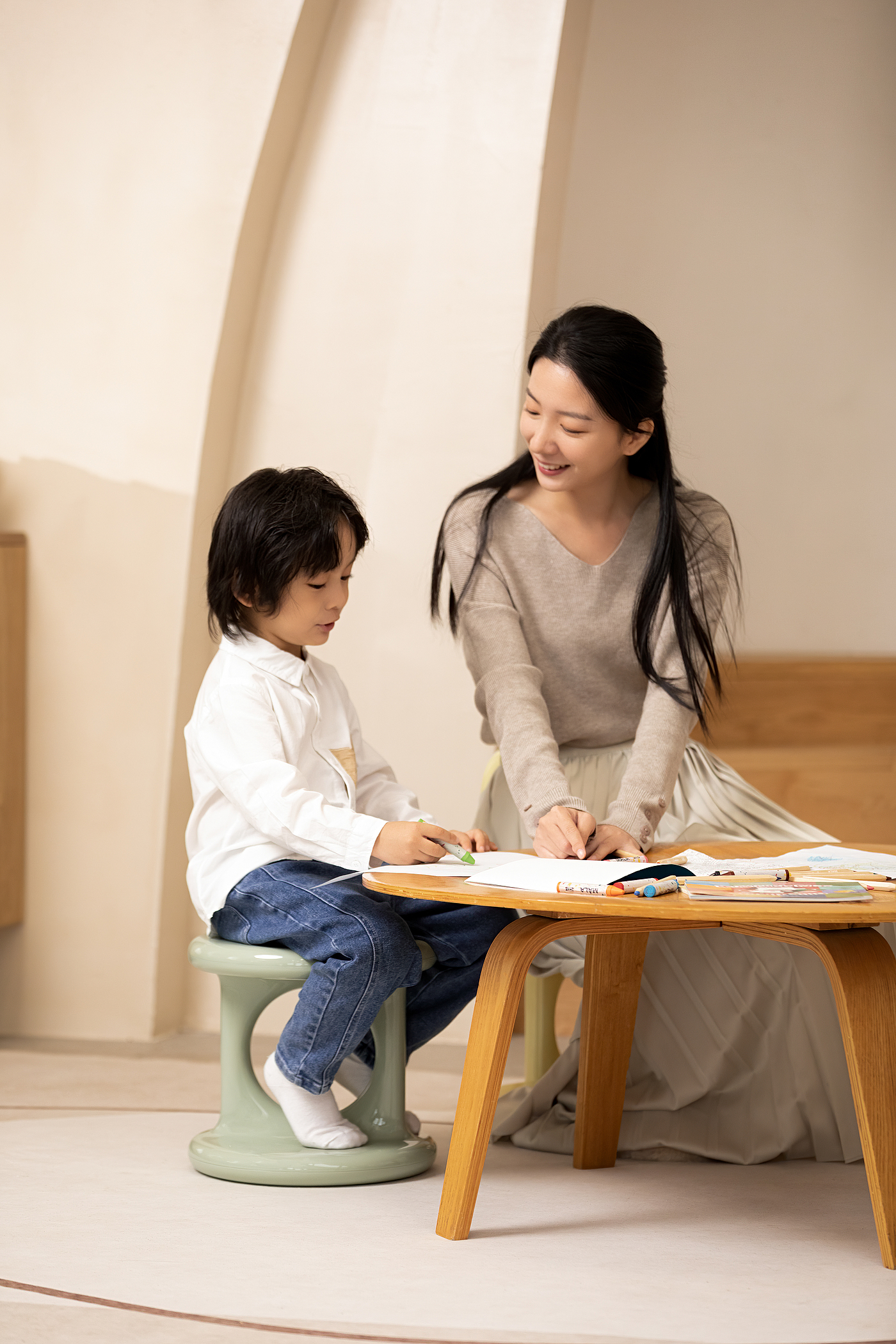 Children's home，child seat，chair，Study chair，Children chair，