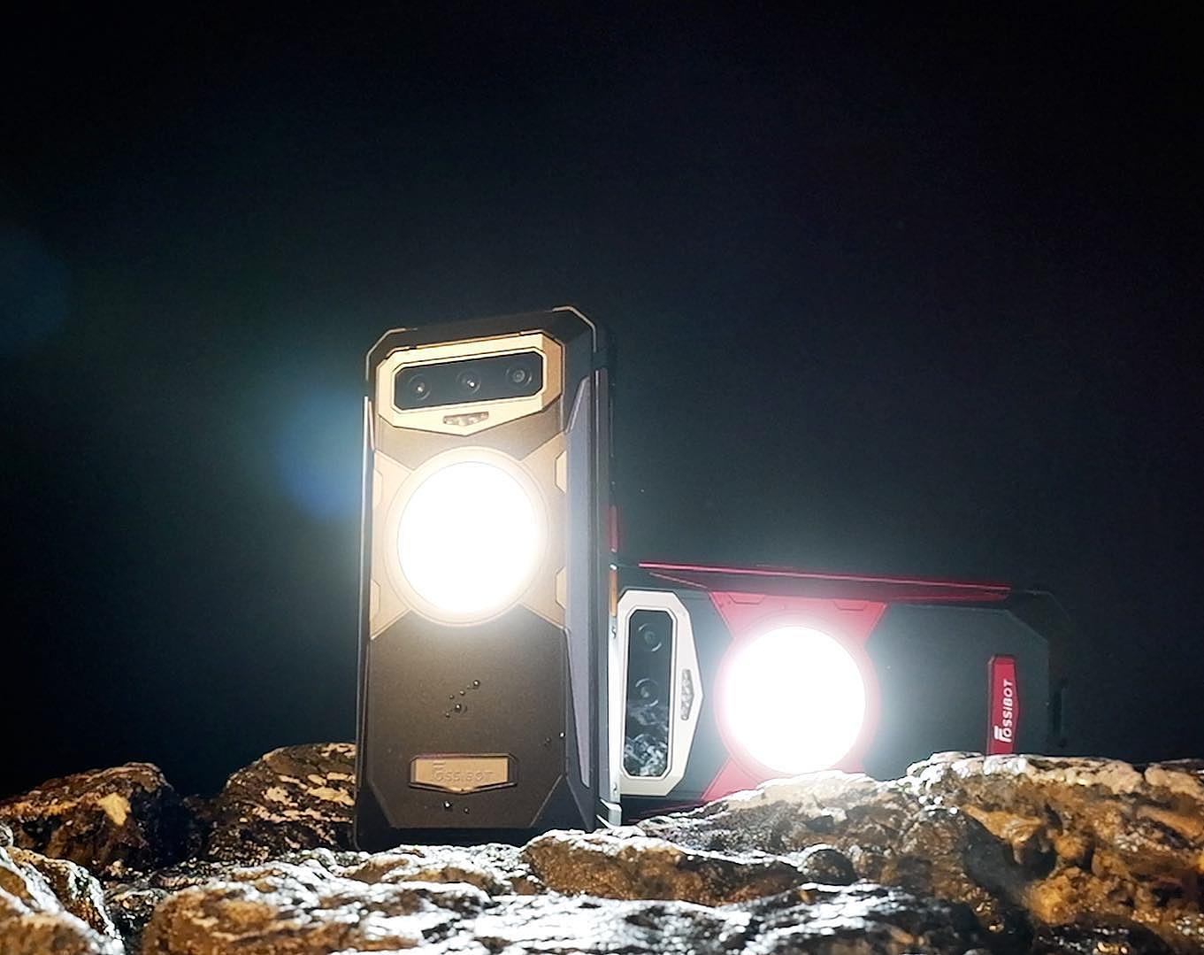 Outdoor mobile phone，Three prevention mobile phone，Big flashlight，Large battery，