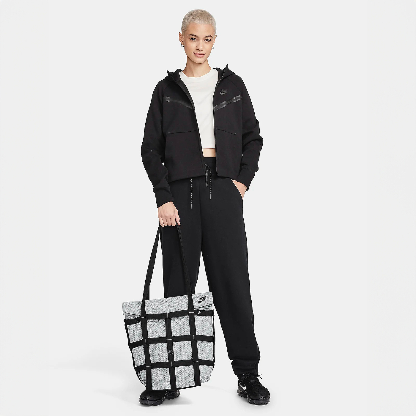Nike Forward，handbag，sustainable，