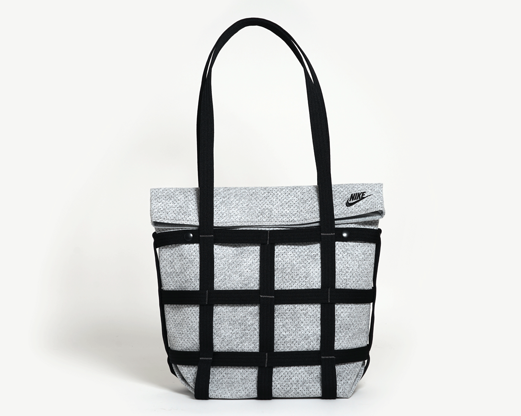 Nike Forward，handbag，sustainable，