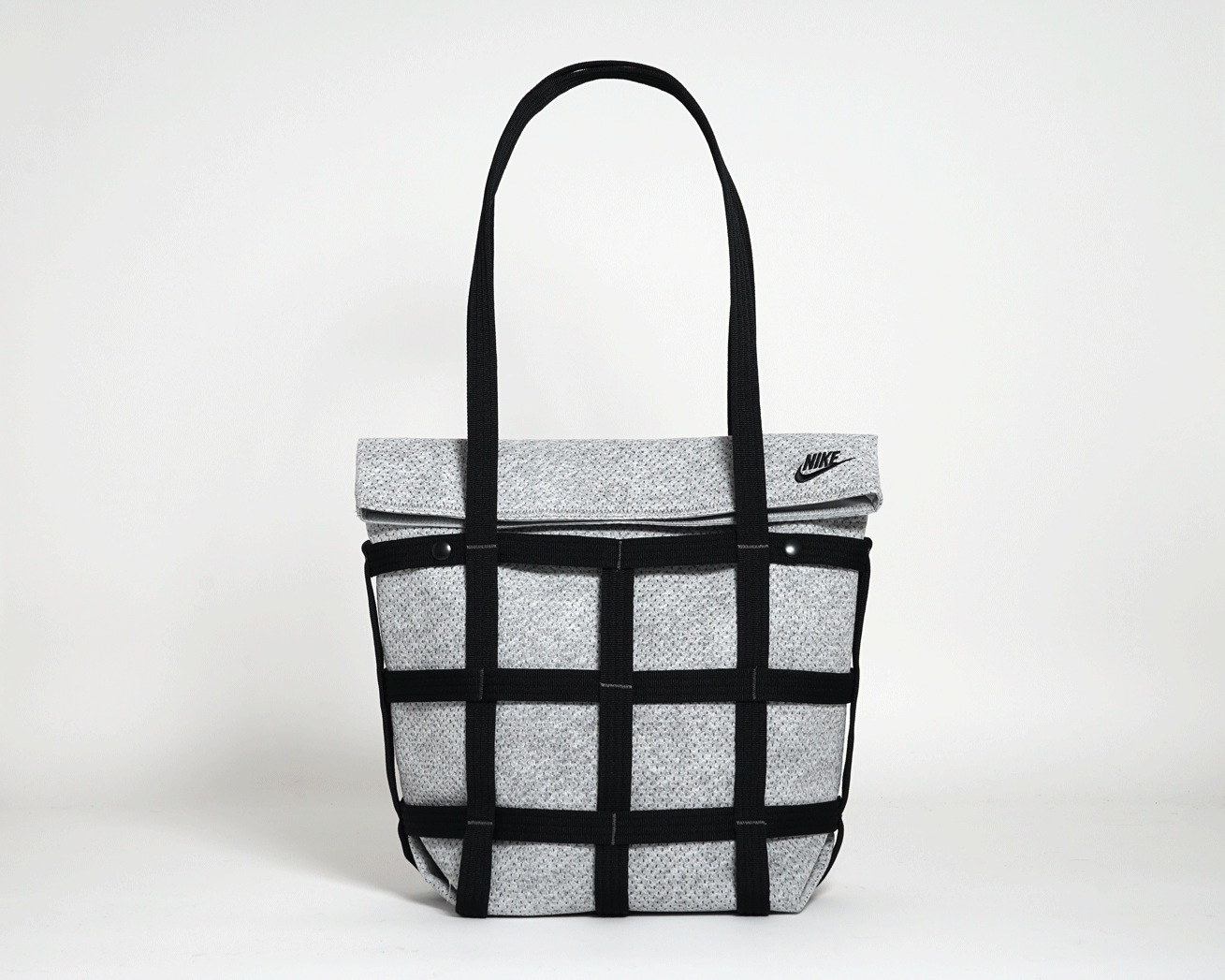 Nike Forward，handbag，sustainable，