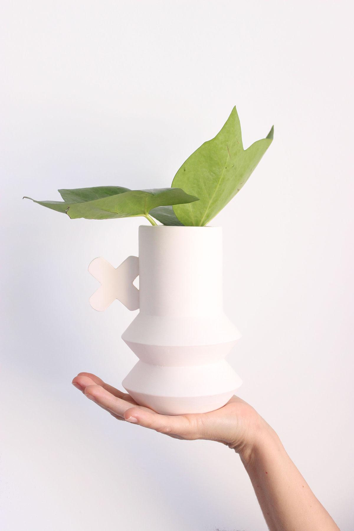 Rosa Arenas，Geo vase，handicraft，