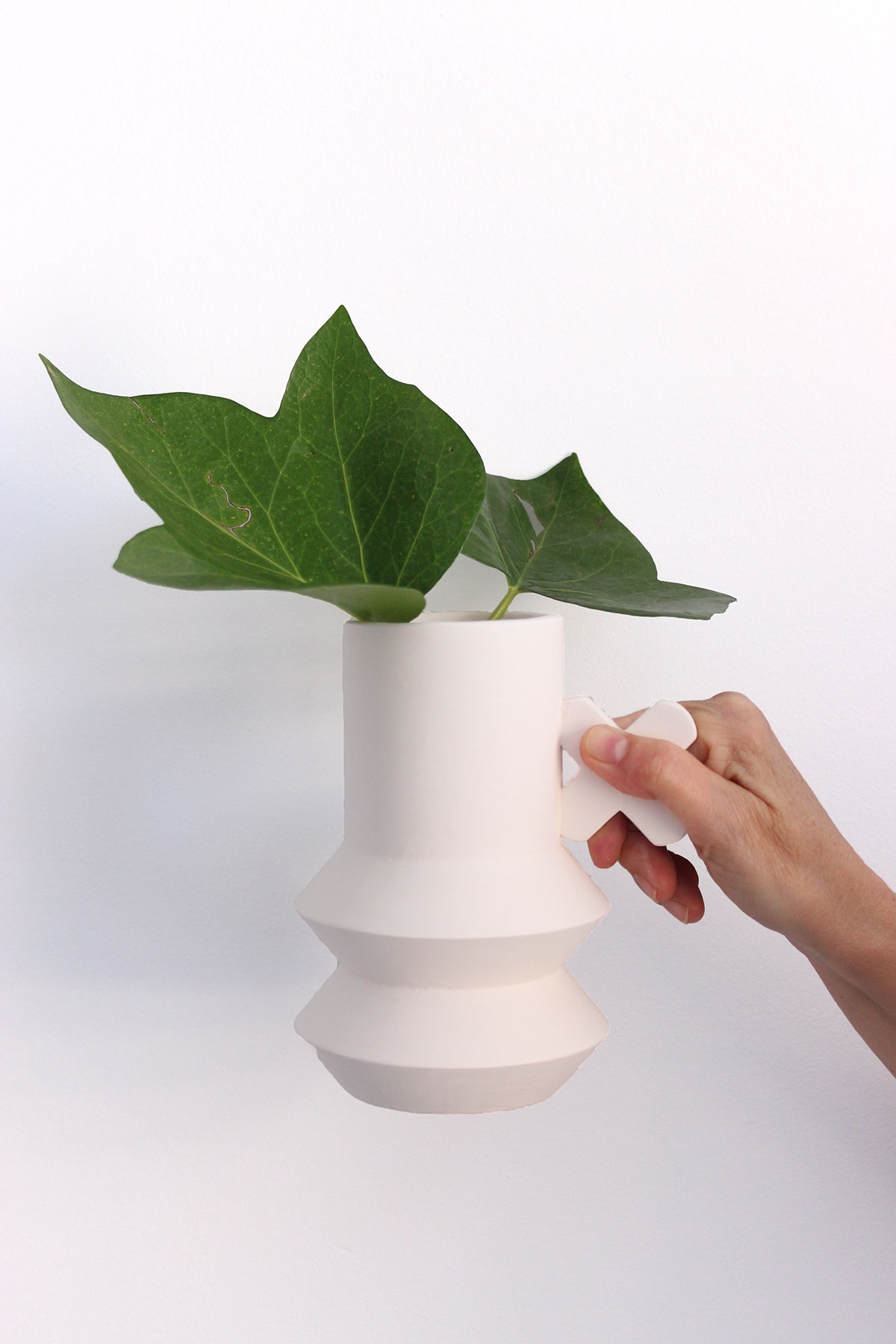 Rosa Arenas，Geo vase，handicraft，