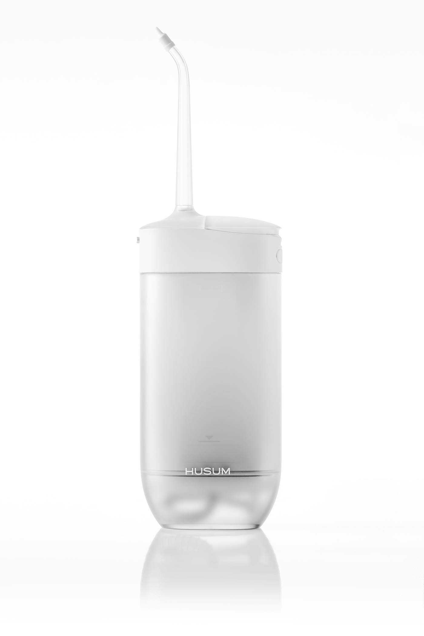 oral irrigator，clean，spiral curve structure，white，