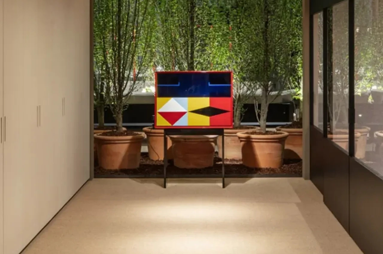 Linea，desk，Table，furniture，