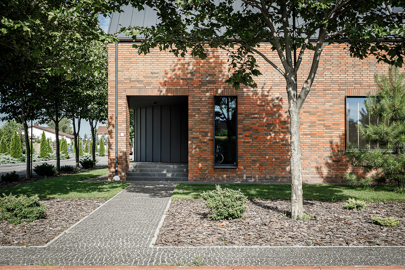 residence，Architecture，Brick and Brick，