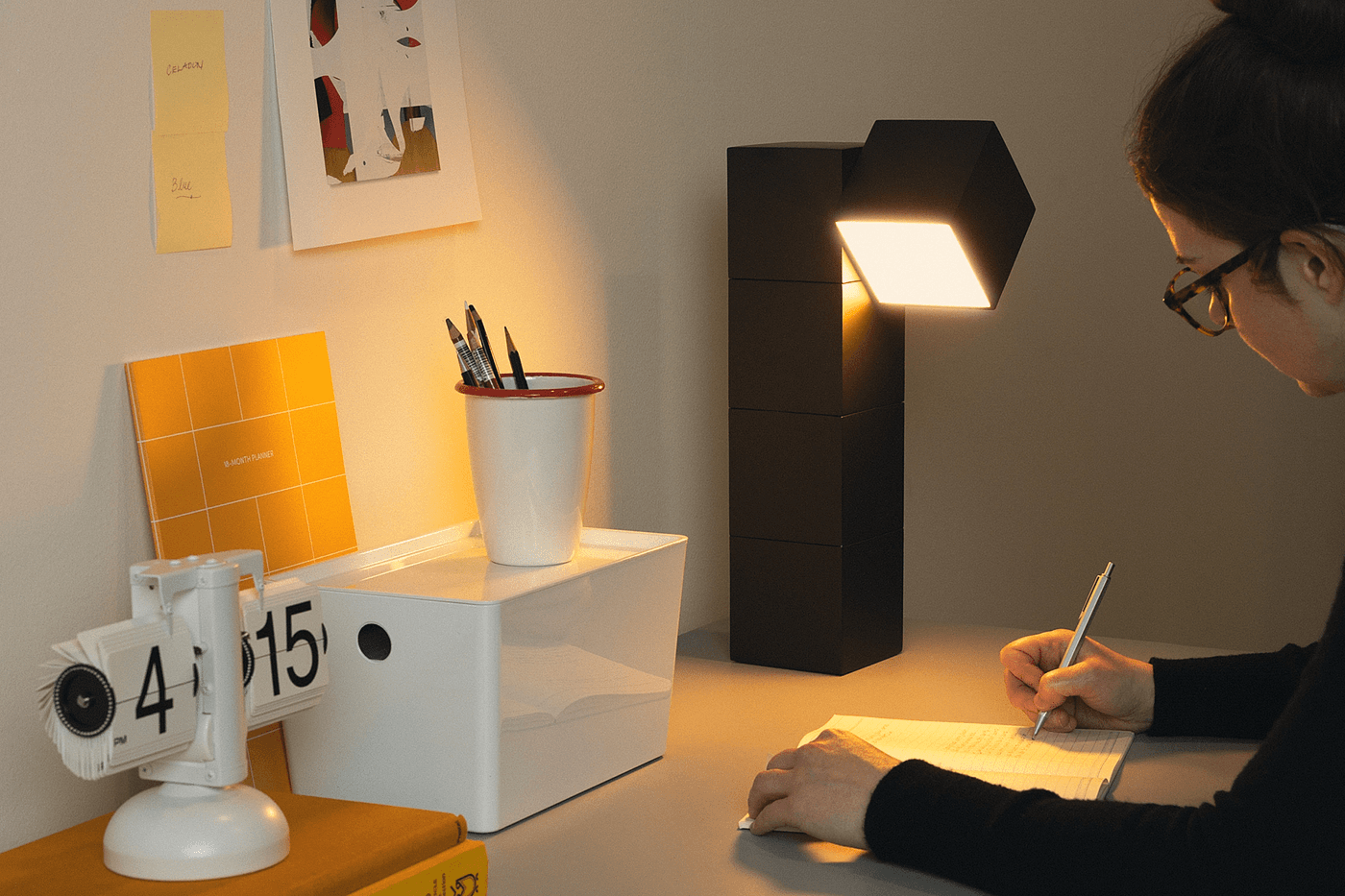 3D printing，lighting design ，orange，Desk lamp，