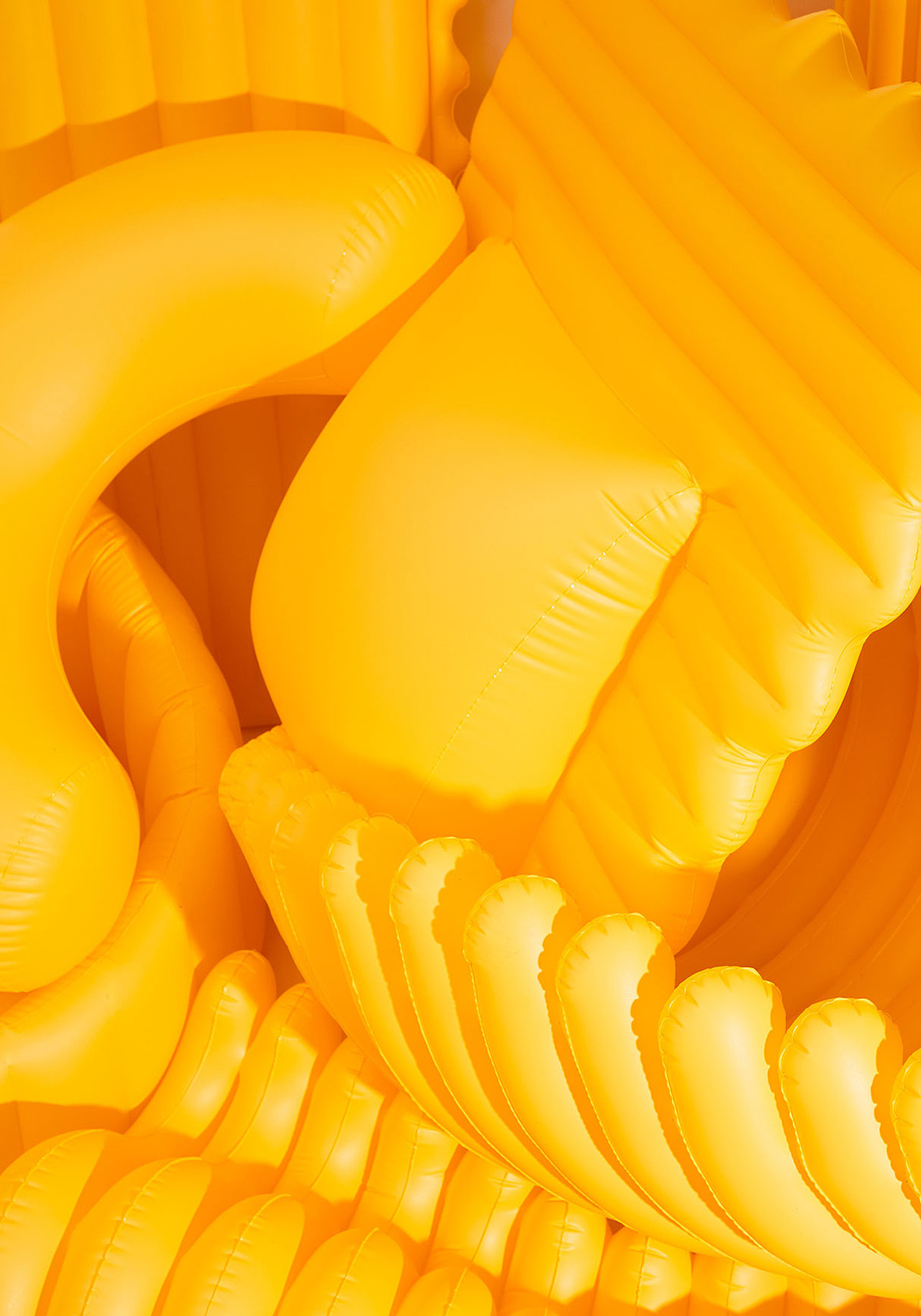 Swimming pool，float，pasta，product design，