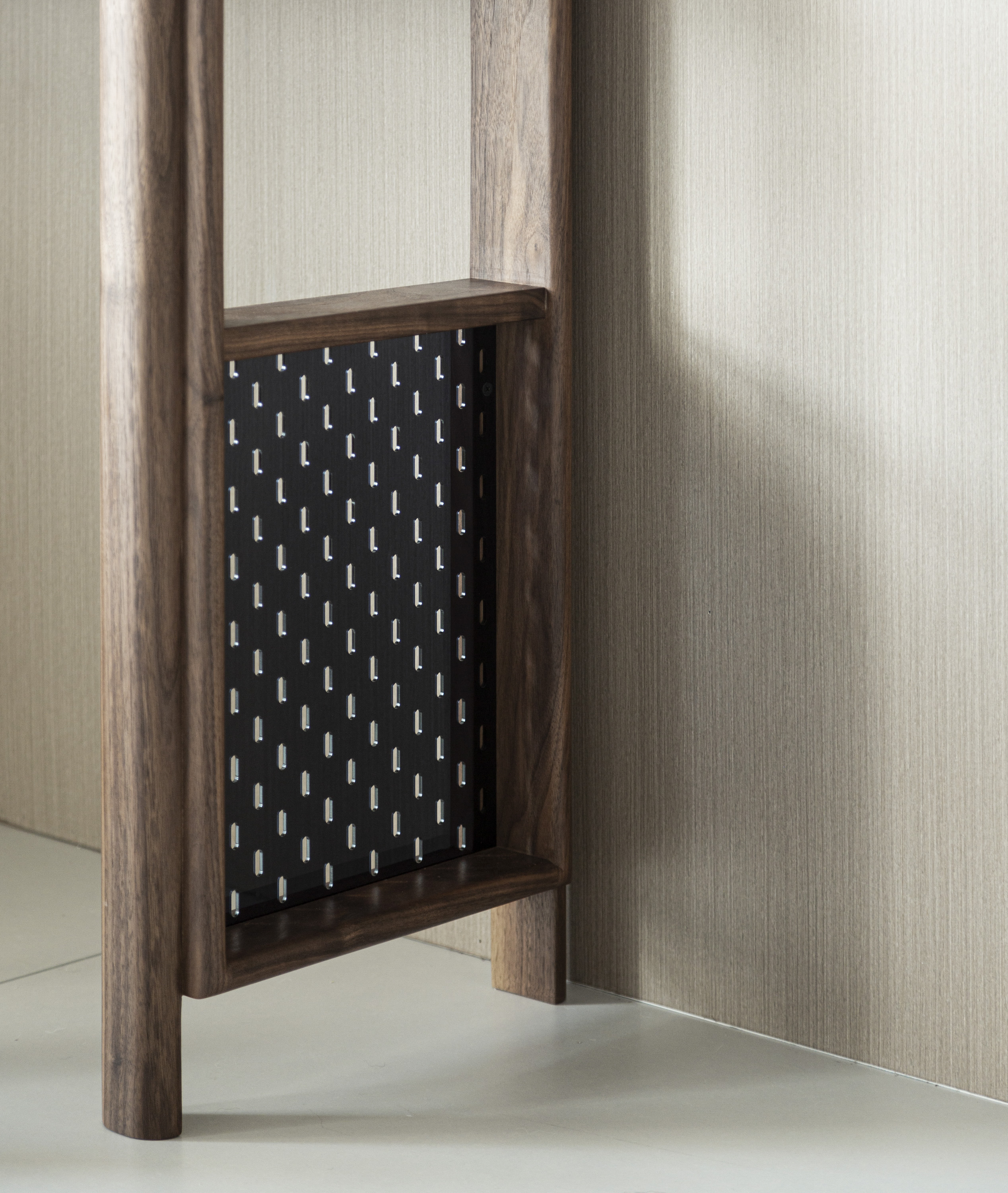 Solid wood furniture，Original design，furniture design ，dresser，Bucket cabinet，Black walnut furniture，industrial design，