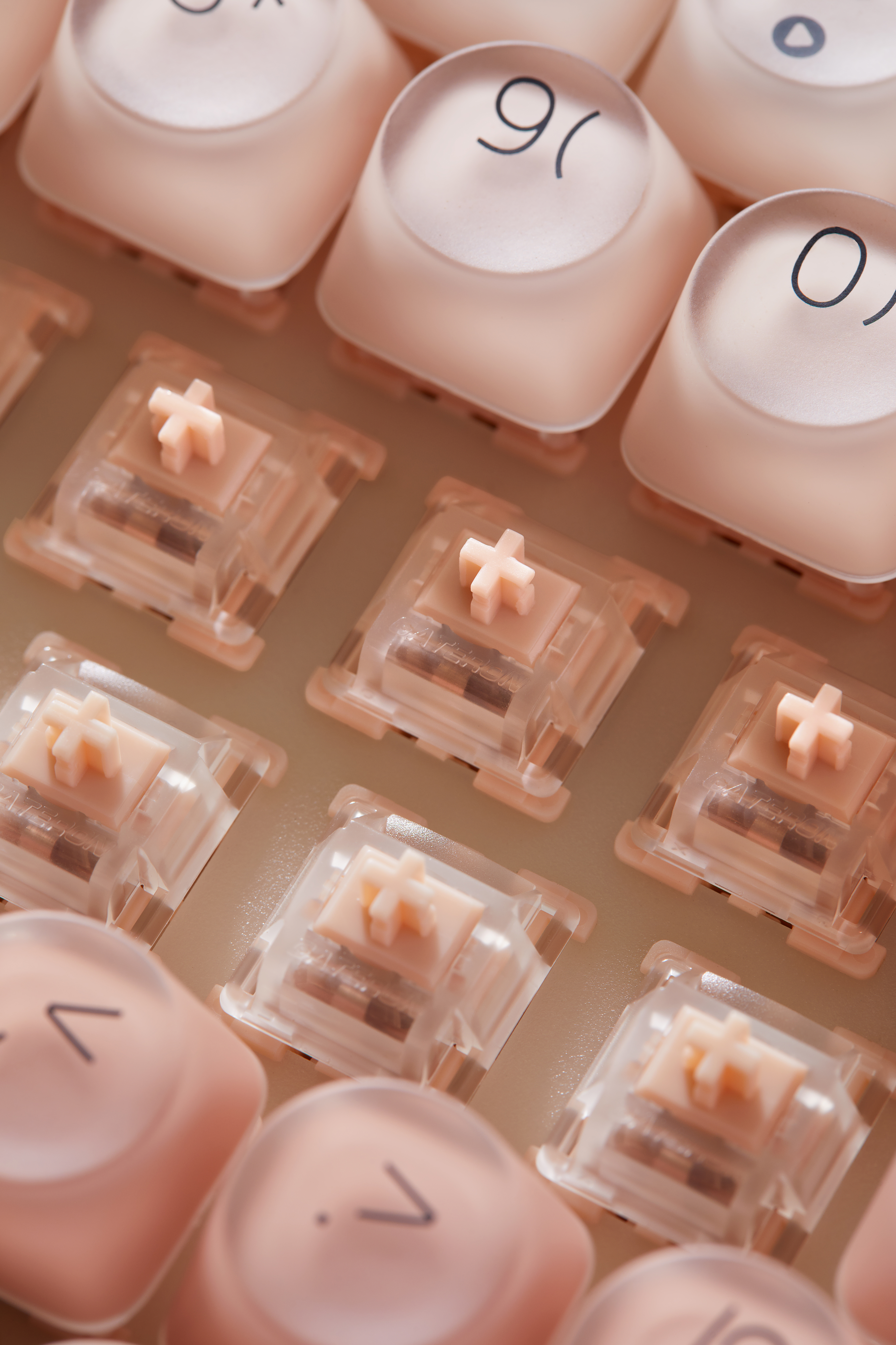 Original design，Lofree Lofi，Liquid Foundation，Mechanical keyboard，product design，beautiful，The strength behind the beauty，