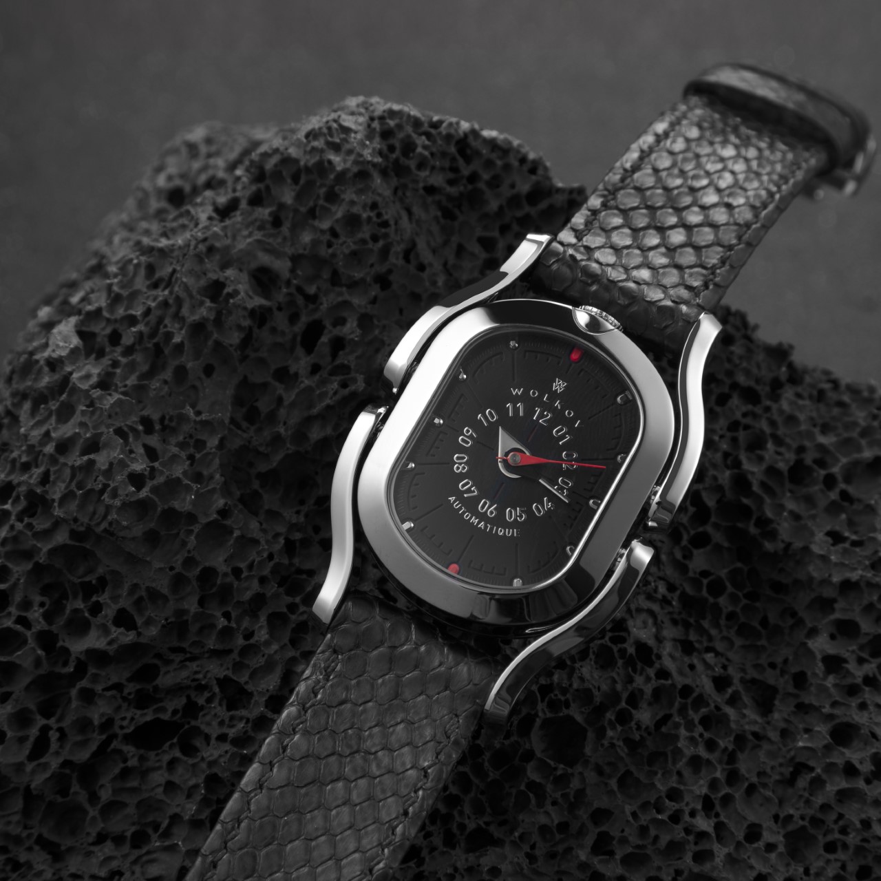 Wolcov W22，Wristwatch，Wrist watch，Fashion products，