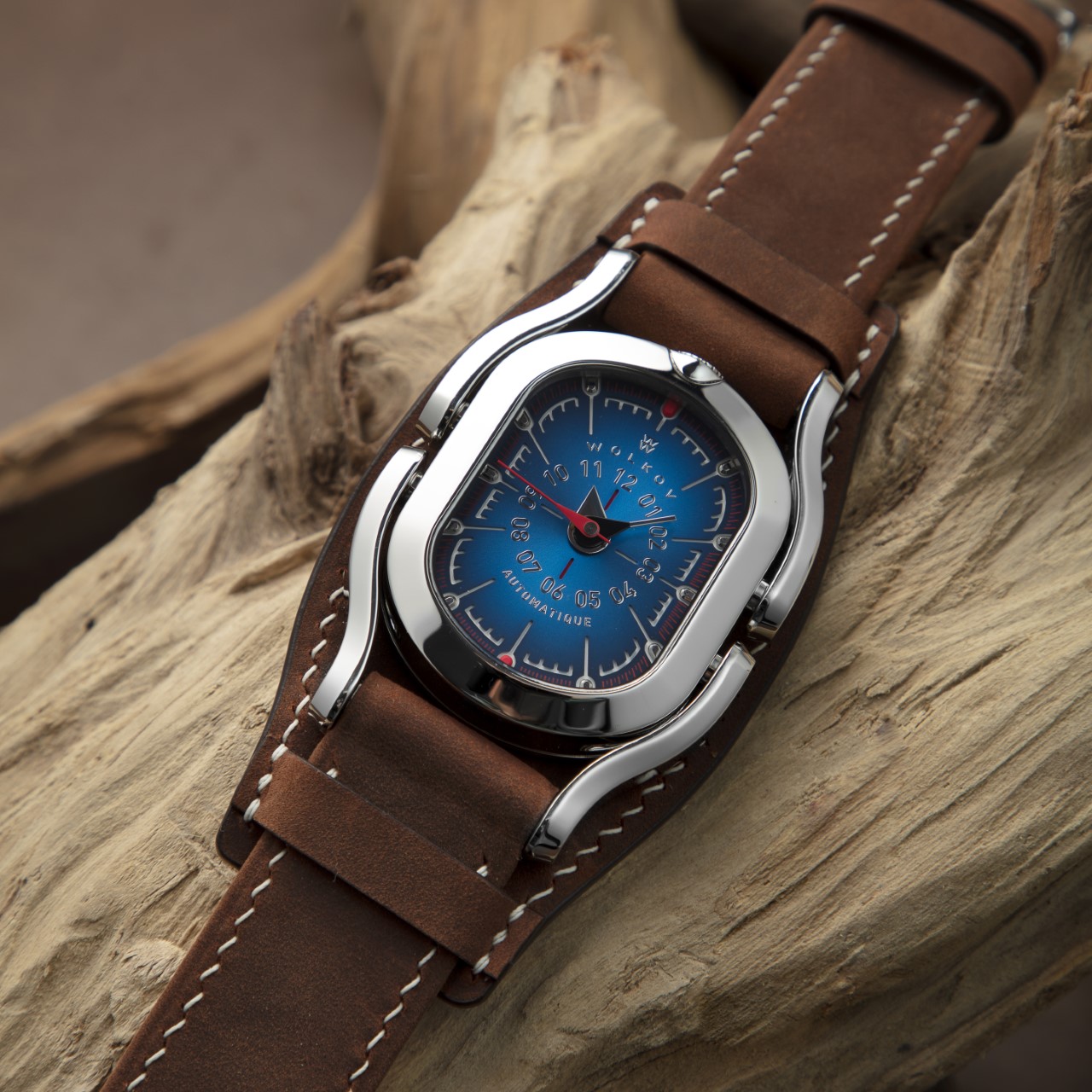 Wolcov W22，Wristwatch，Wrist watch，Fashion products，