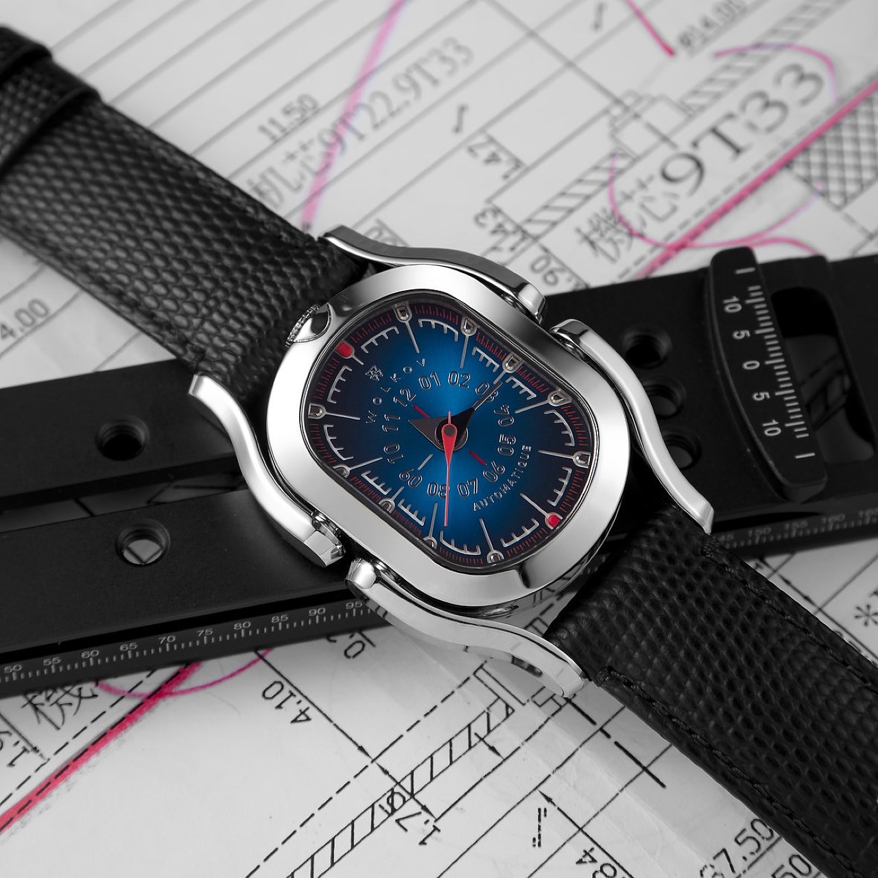Wolcov W22，Wristwatch，Wrist watch，Fashion products，